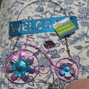 Garden Welcome Wall Sign - Blue and Pink Metal Flower Bicycle Décor